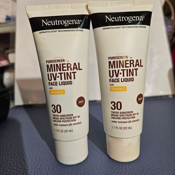 Neutrogena Prescreen+ Tinted (Deep) Sunscreen for‎ Face with SPF 30 - Picture 1 of 3